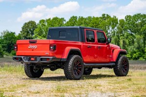 Jeep Gladiator Suspension Lift Kit - Rough Country - V2 - '20-'23